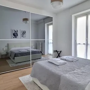 Prampolini 12 - Affittica Appartement Milan